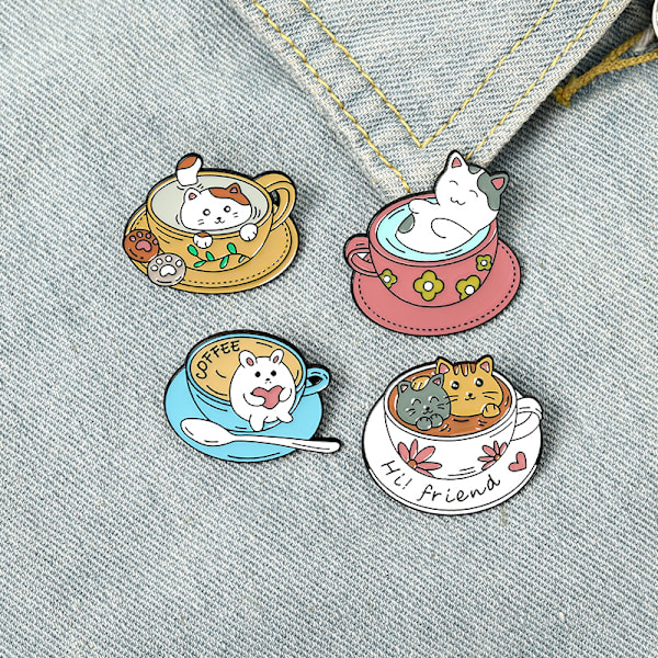 4 st Hat Ryggsäck Kläder Väskor DIY Hantverk Tillbehör Cartoon Brosch