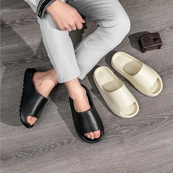 Summer Men Women Beach Slippers Luxury Brand Fashion Sandals Outdoor Indoor Non-slip New Designer Ladies Slides Platform Shoes Beige 42-43(Foot 26CM)
