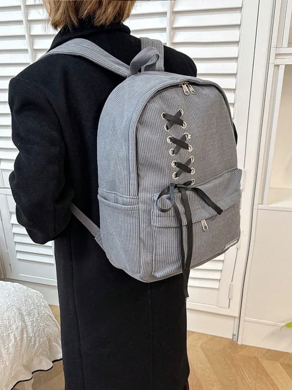 Prikket pendlerryggsekk i polyester med stor kapasitet Grey