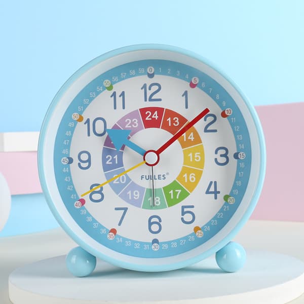 Analog Kids Alarm Clock - Silent Battery Operated Desk Clock with Snooze Light