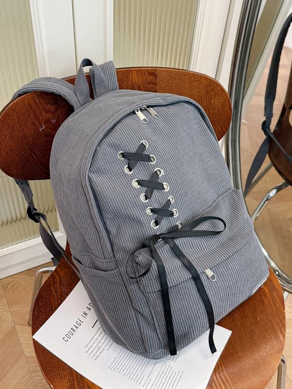 Prikket pendlerryggsekk i polyester med stor kapasitet Grey