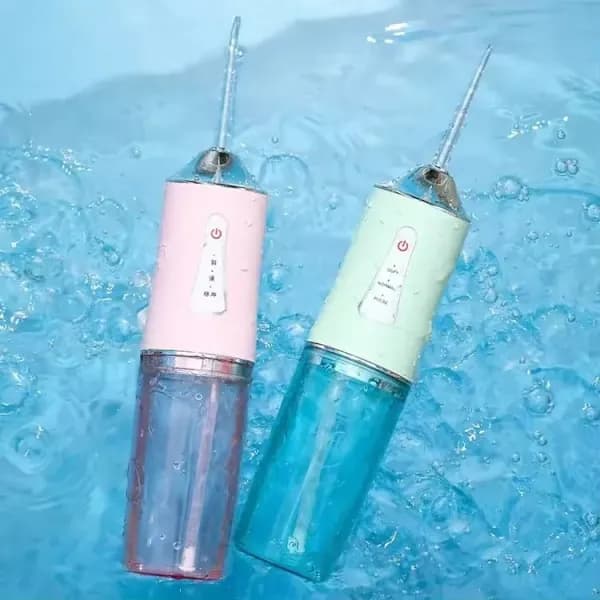 Dental Flosser Focus - Profesjonell bærbar munnskyller (hvit)