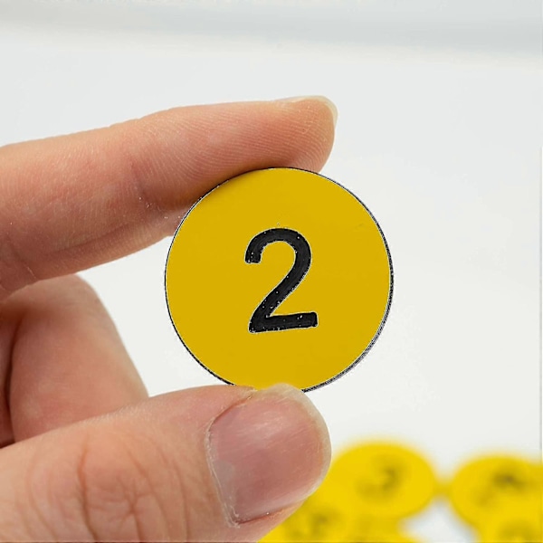 Muoviset numerolaput kaiverretut numeroidut laput tunnistelaput avaimenperälaput ilman reikää - WELLNGS Yellow 51-100