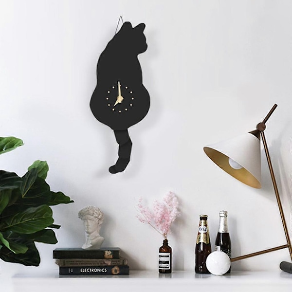 Kreativ vægur med fræk kat, der vifter med halen - stille svingende ur, perfekt til hjemmet, soveværelset, stuen, børneværelset - WELLNGS Flower white