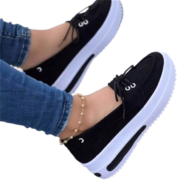 Kvinnliga kilklackssneakers med snörning, bekväma platta skor för vardagligt bruk - WELLNGS Black 41
