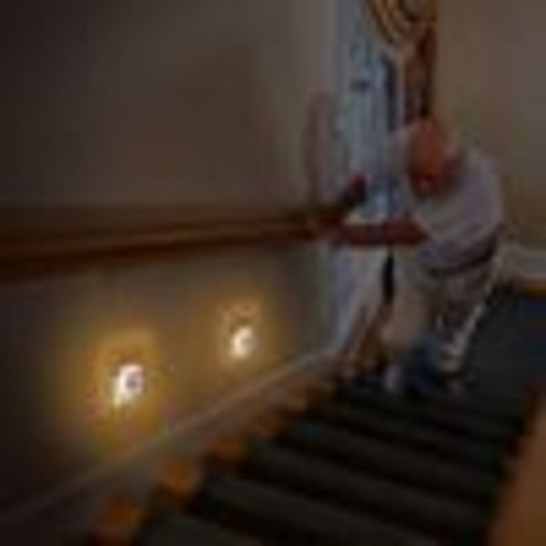 LED-yövalo pistorasia liiketunnistimella, himmennettävä energiansäästö vauva