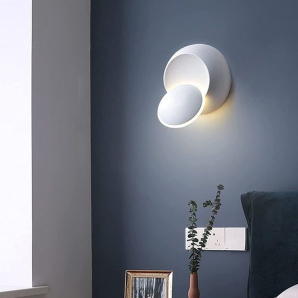 Seinään asennettava valaisin, 360 astetta kääntyvä moderni LED-valaisin valkoiseen