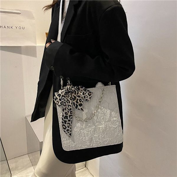 Stor kapasitet Tote Bag for kvinner Fold Canvas Bag Chain Skulder Håndveske