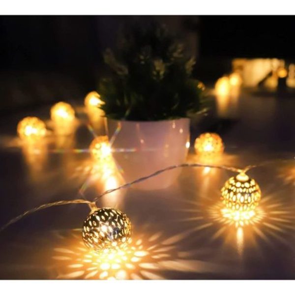 Marockanska Fe-ljus Guld med Stickpropp Varmvit LED, 20 Gyllene Metallkulor,