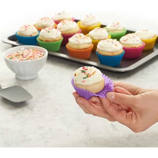 Återanvändbara molds i silikon, muffinskoppar - set med 24, flerfärgade