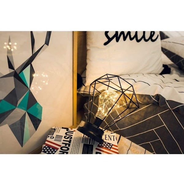 Metallbordlampe, SUAVER Diamantformet nattbordslampe