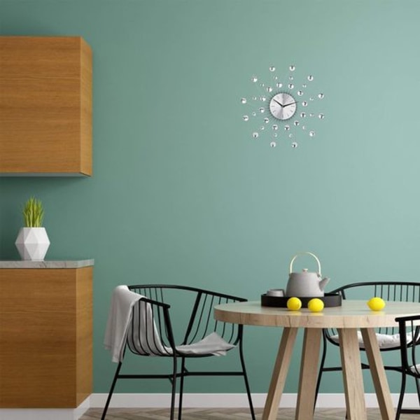 Sunburst Veggklokke Glitrende Bling Metallisk Sølv Blomformet Veggklokke for