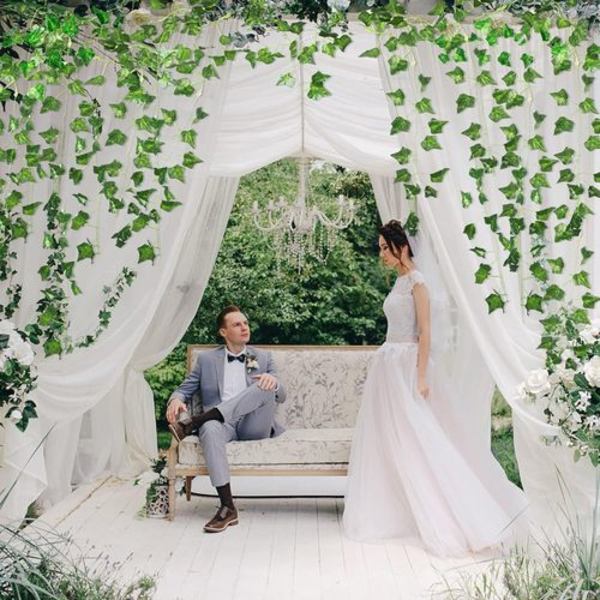 Kunstig simulation af vedbendblomster Simulation af vedbendblade hængende på
