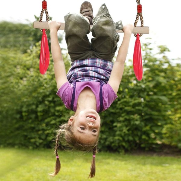 PELLOR multifunksjonell barne-trapeshuske i tre med gymnastikkringer i plast for rødt