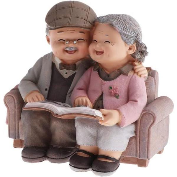 Søte eldre par figurer borddekorasjon, gaveidé til bestefar/bestemor,