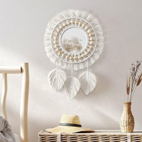 Väggspegel - Boho spetsfrans runt dekorativ spegel med träpärlor