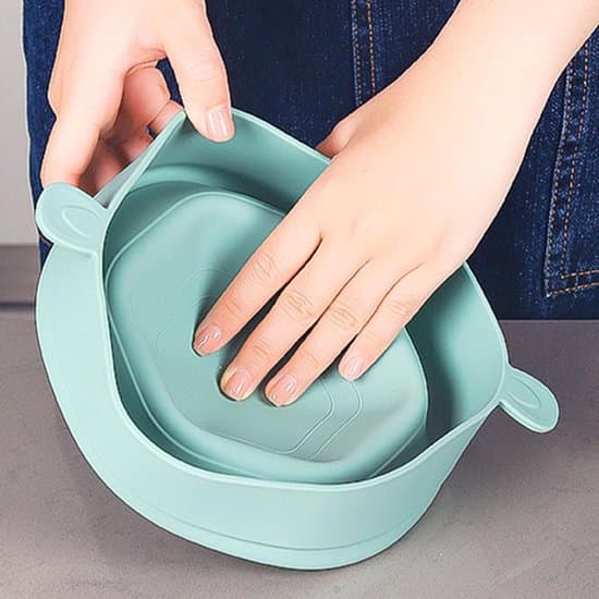 Foldable Popcorn Bowl with Handle, Heat Resistant, Portable Silicone Microwave Popcorn Maker (Cyan)