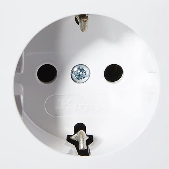 Earthed double socket surface mounted - Standard program 16A 250V
