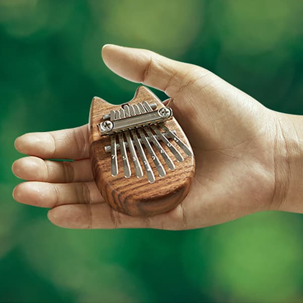 Compact 8-key Metal-Wood Thumb Piano, Engraved Notes 1-3, Durable Small Kalimba, 7x5cm Gift, 1-piece Set
