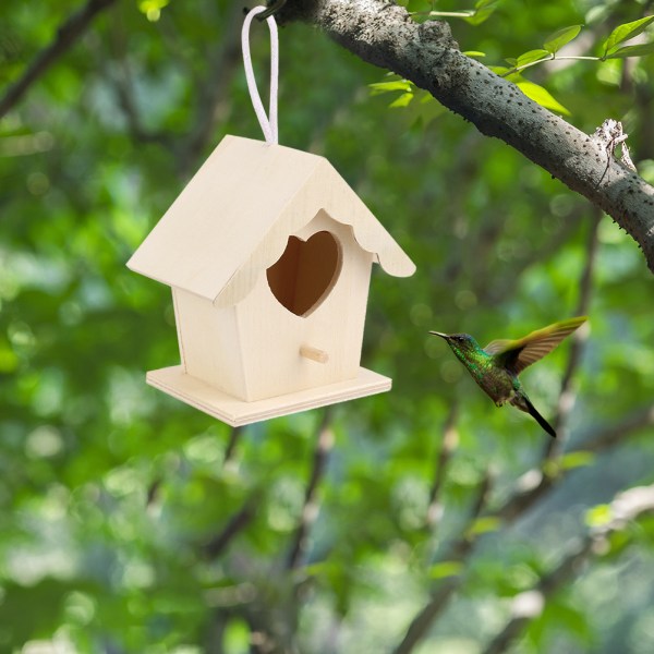 Träfågelhus hängande hjärtformad häcklåda fågelholk för trädgårdsdekorationer utomhus