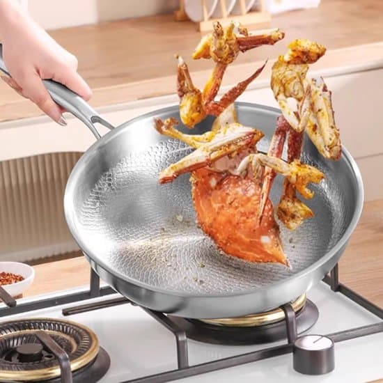 1 Hammered Titanium Frying Pan - 26cm Untreated Scratch-Resistant Non-Stick Silver (Without Lid)