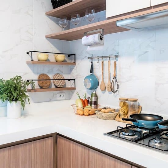 Kitchen Roll Holder - Wall Mounted Paper Roll Holder - Kitchen Storage - 304 Stainless Steel - 27cm - Silver