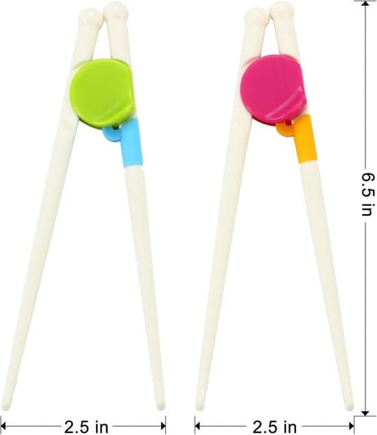 This 2-pack of training chopsticks is suitable for children and adults learning to use chopsticks.