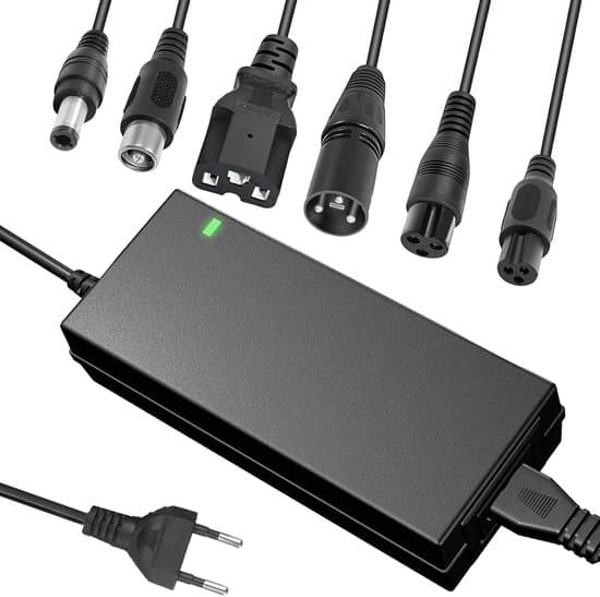 Elcykeloplader - El-scooteroplader - 36V/42V 2A oplader med 6 stik - 84W - Batterioplader - egnet til hoverboard, drift
