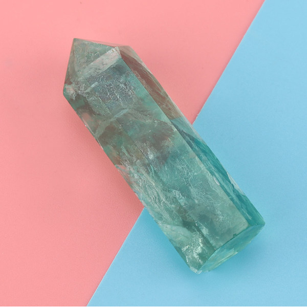 Kristallkvarts Naturlig Grön Fluorit Hexagonal Kristallkolumn Fluorit Energistol （ 5-7cm）