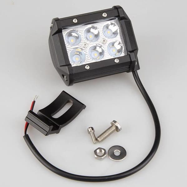 x 18W LED Arbeidslys 1800 Lumen Hvit Flomlys 12V 24V Flomreflektor Arbeidslys