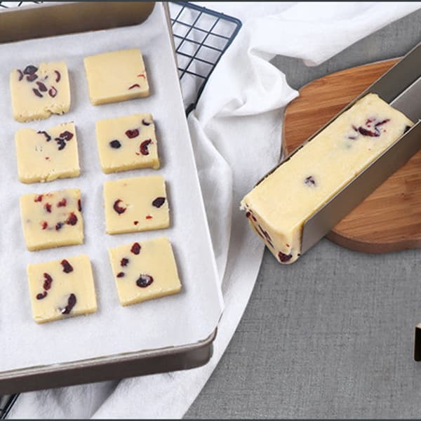 Nonstick Baking Mold Biscuit Cake Bread Mold Carbon Steel U-shaped Cranberry Stencil Tool