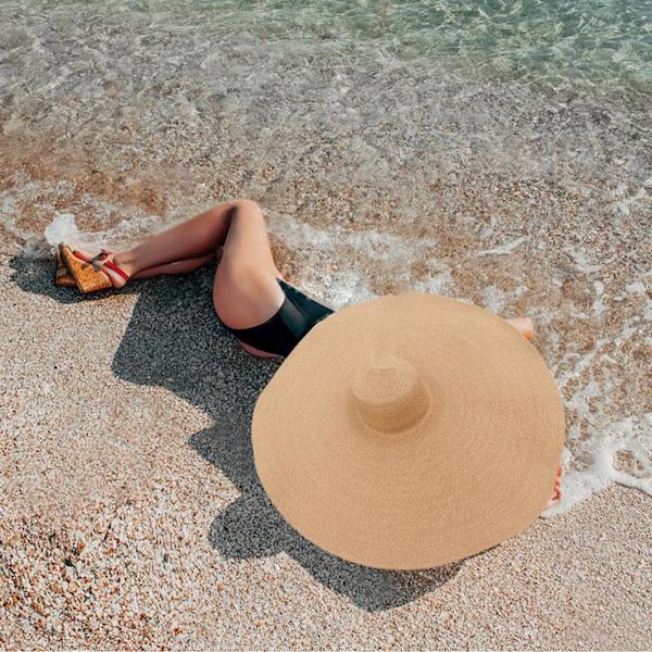 Överdimensionerade strandhattar i halm för kvinnor, solhatt med bred brätte i halm, hopfällbar solskyddande strandhatt