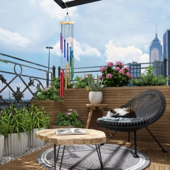 Regnbuefarvet vindklokke med stemte aluminiumsrør – Levende design, bløde harmoniske lyde, til have, balkon og indendørs