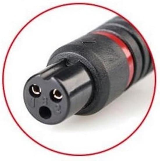 Universal 42V 2A opladeradapter til el-scootere og hoverboards