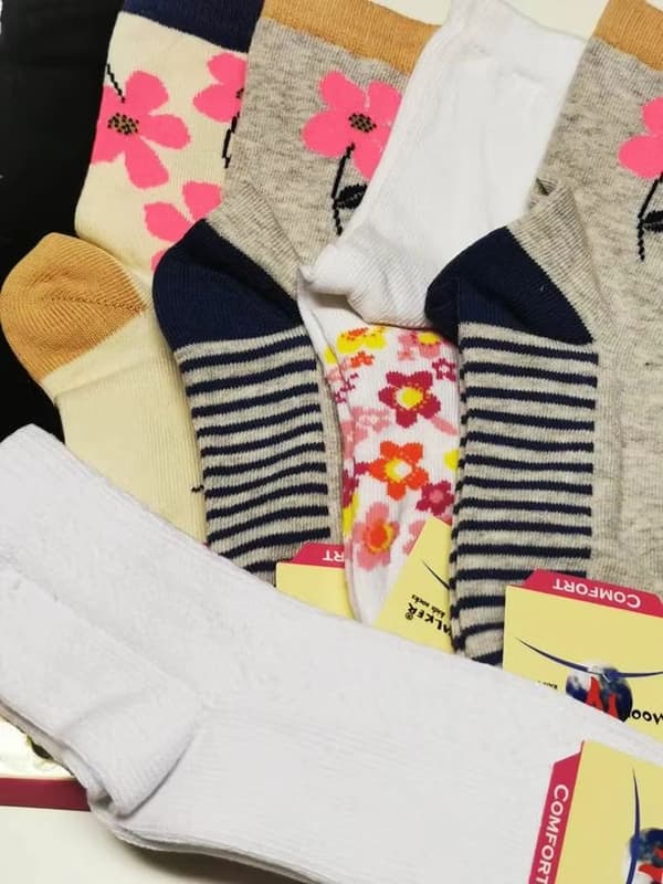6 Par Barn strumpor- Barnsockor 4-7 år (29-32)