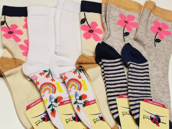 6 Par Barn strumpor- Barnsockor 4-7 år (29-32)