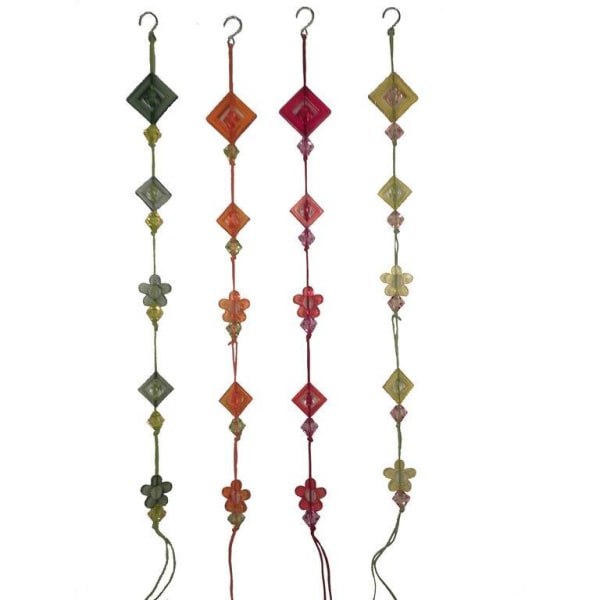 Hanging decorations in sets of 4 in different colours