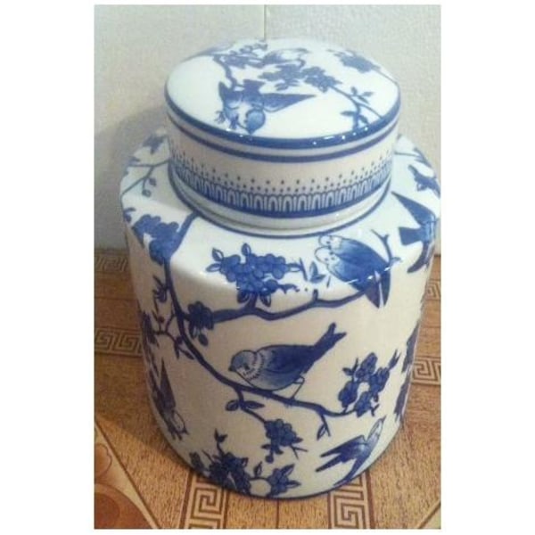 Smuk urne i kinesisk håndmalet porcelæn