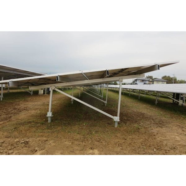 Solpaneler på jordstativpakke på 5,16 kW