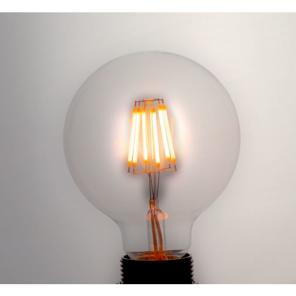 LED 95X, 140-8W-860 L sælges i 4 pakker, glødelampe