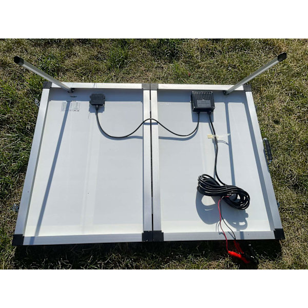 Taitettava 120 W:n aurinkopaneeli, 12 volttia.