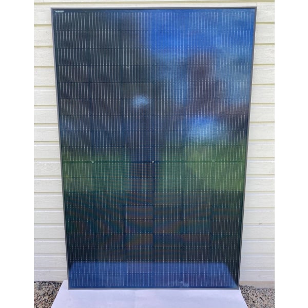 Solar cell package hybrid 8 kW, ready to install, black
