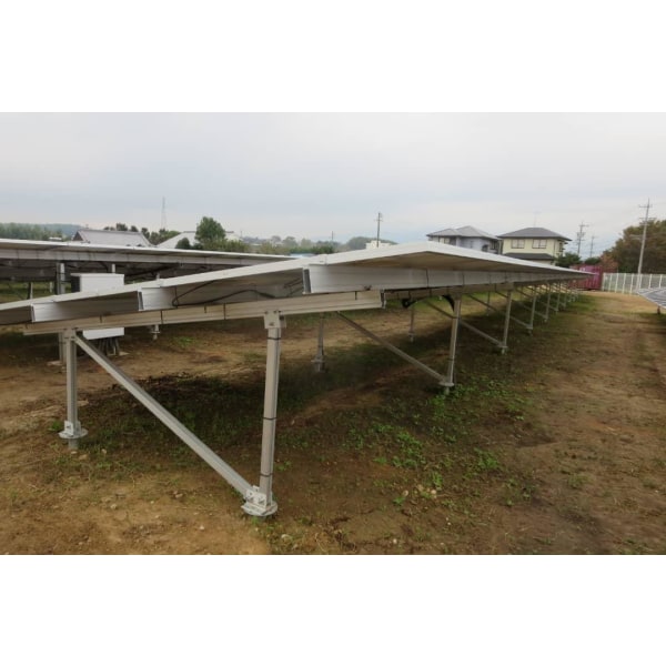 Solpaneler på jordstativ pakke på 5,16 kW