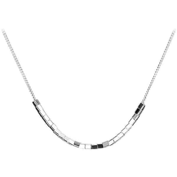 Lite diamant anheng halskjede
