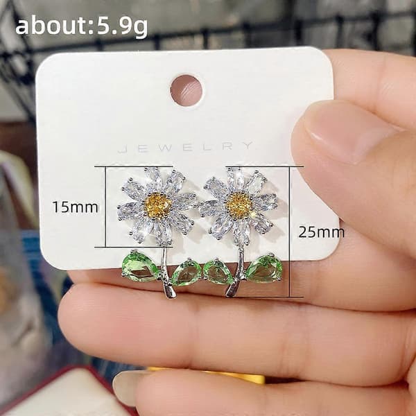 Vackra Blommor Silverpläterade Örhängen Kvinnor Cubic Zircon Bröllopssmycken
