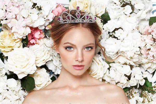 Rosa Ädelstenar Strass Tiara, för Liten Barn Stor Barn Flicka Bal Födelsedag Prinsessfest