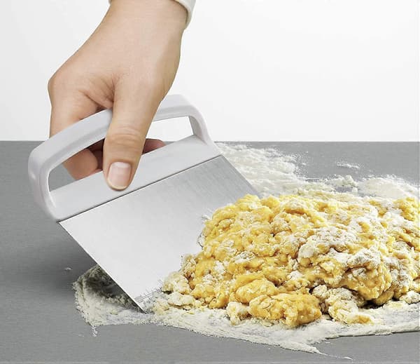 Deigskrapesett i rustfritt stål og plast med skala, tåler oppvaskmaskin