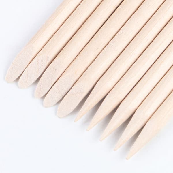11,4 cm oransje trepinner med dobbel ende, 100 pinner per pose