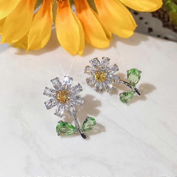 Vackra Blommor Silverpläterade Örhängen Kvinnor Cubic Zircon Bröllopssmycken