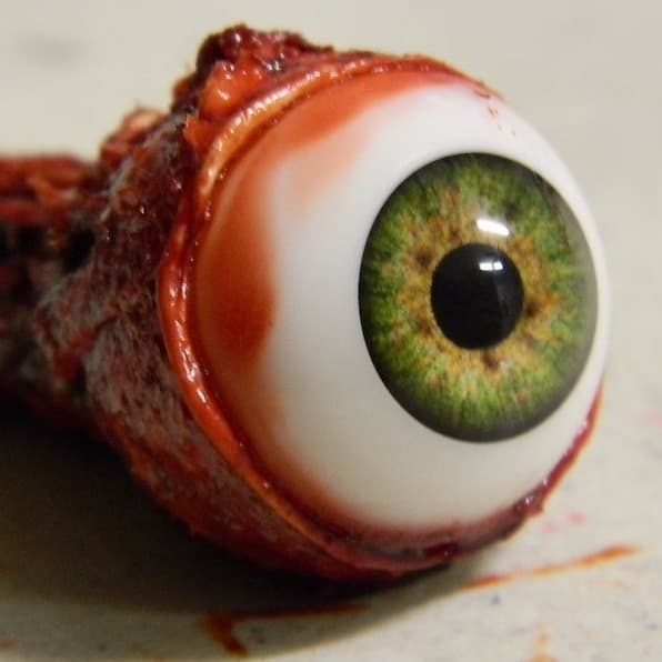 Halloween-rekvisitter: realistiske menneskelige utrevne øyne-204